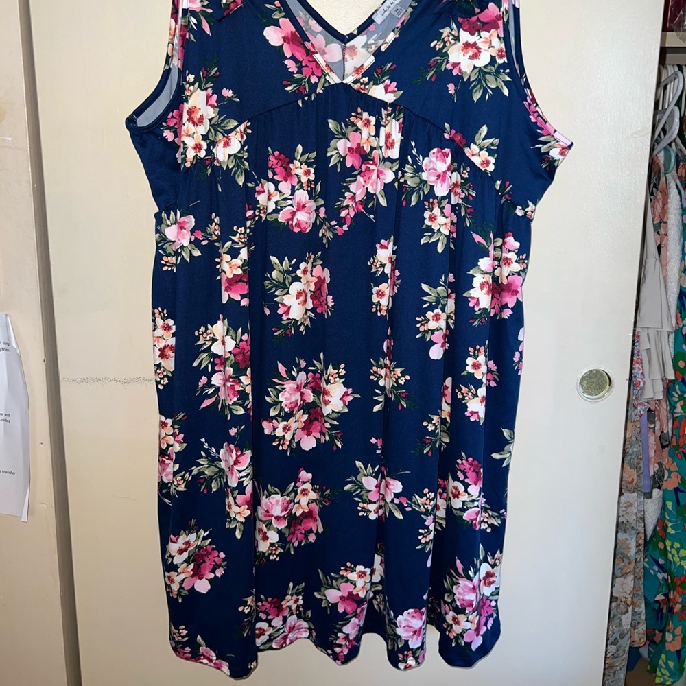 Floral short sleeve dress